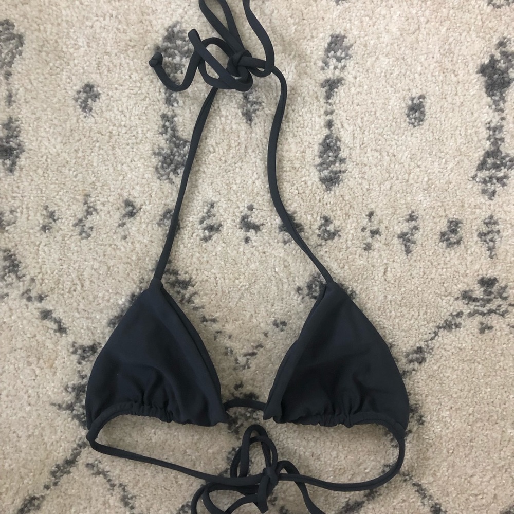 Mikoh black triangle top XS
